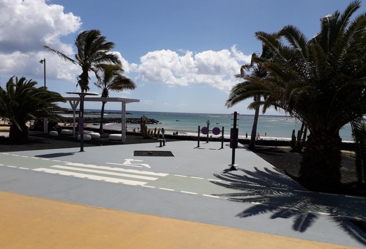 Sunny Self-Catering Apartment Costa Teguise, Lanzarote, Spain 外观 照片